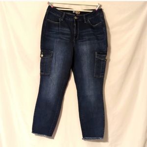 Cropped Cargo Jeans